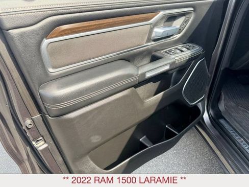 Used 2022 RAM 1500 Laramie AWD/4WD image 11