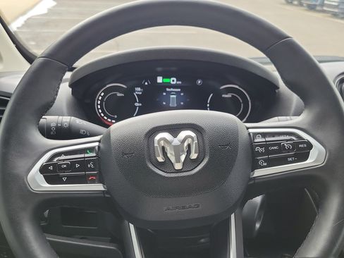 Used 2024 RAM ProMaster 3500 image 8