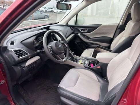 Used 2023 Subaru Forester Limited image 4