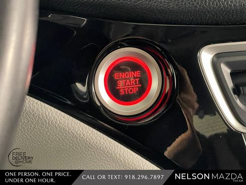 Used 2019 Honda Pilot Touring image 33