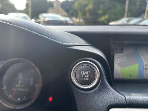 Used 2018 Lexus IS 300 F Sport AWD/4WD image 34