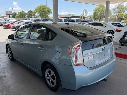 Used 2013 Toyota Prius Three w/ Solar Roof Pkg FWD image 4