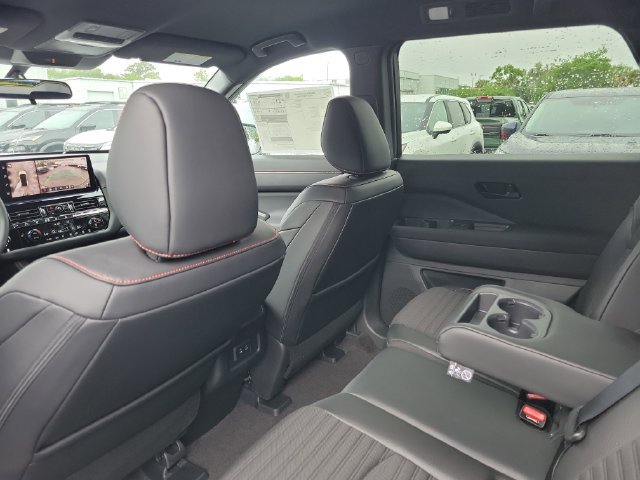 New 2026 Nissan Pathfinder Rock Creek AWD/4WD image 27