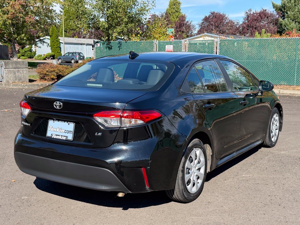 Used 2024 Toyota Corolla LE FWD image 8