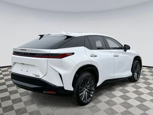 Used 2023 Lexus RZ 450e Premium w/ Accessory Package (Z1) image 2