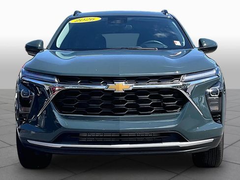 Certified 2026 Chevrolet Trax LT w/ LT Convenience Package FWD image 4