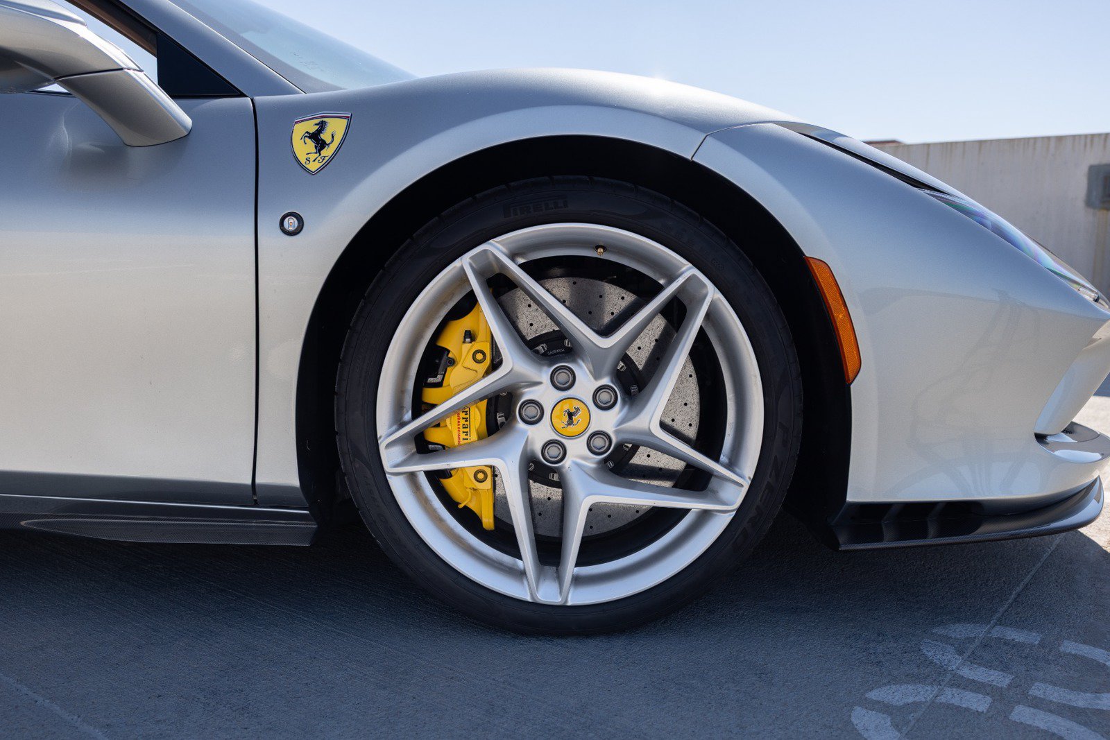 Used 2021 Ferrari F8 Tributo RWD image 25
