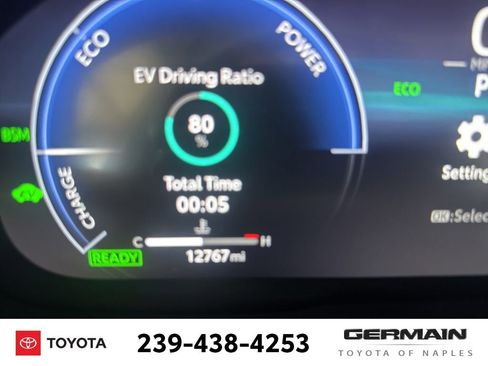 Used 2025 Toyota RAV4 Limited w/ Advanced Technology Package image 20