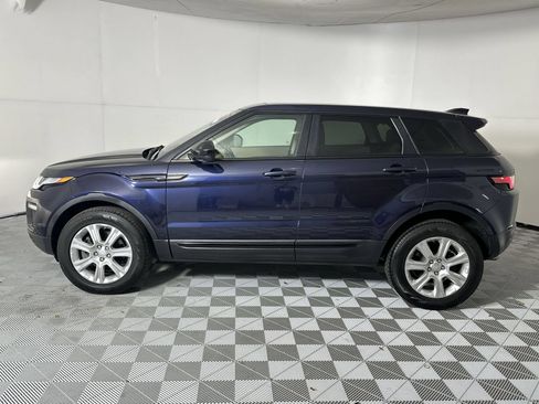 Used 2019 Land Rover Range Rover Evoque SE AWD/4WD image 5
