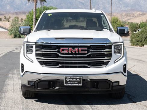 Used 2026 GMC Sierra 1500 SLT RWD image 3