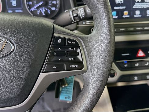 Used 2018 Hyundai Elantra SEL image 15