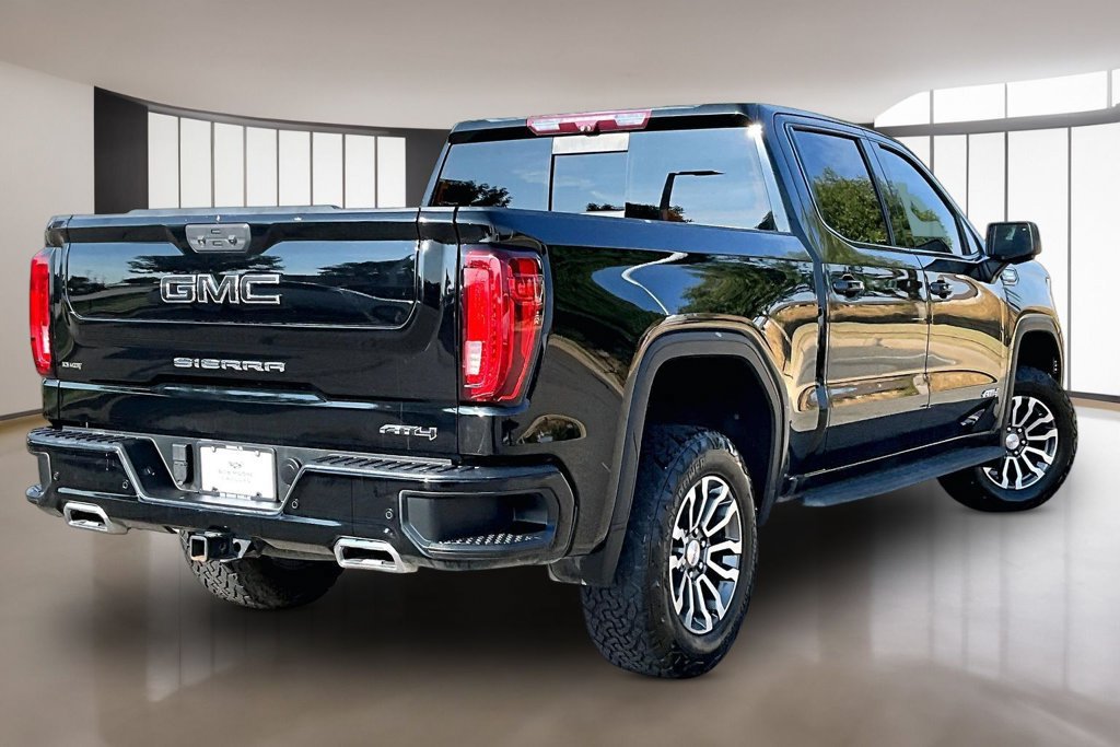 Used 2022 GMC Sierra 1500 AT4 w/ AT4 Premium Package AWD/4WD image 2