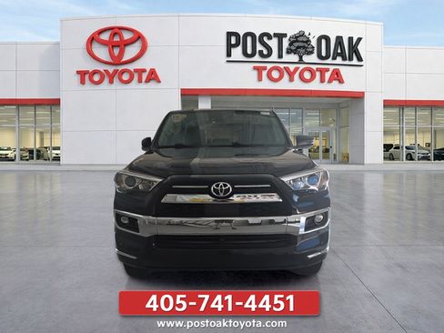 Used 2022 Toyota 4Runner Limited AWD/4WD image 8