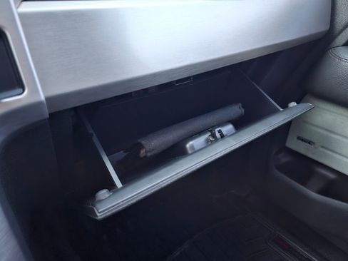 Used 2014 Ford F150 Platinum image 61