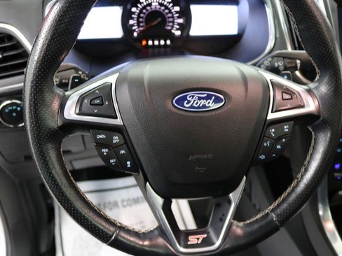 Used 2020 Ford Edge ST w/ Equipment Group 401A image 17