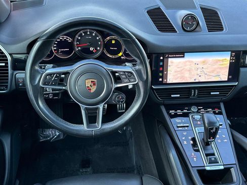 Used 2023 Porsche Cayenne S image 13