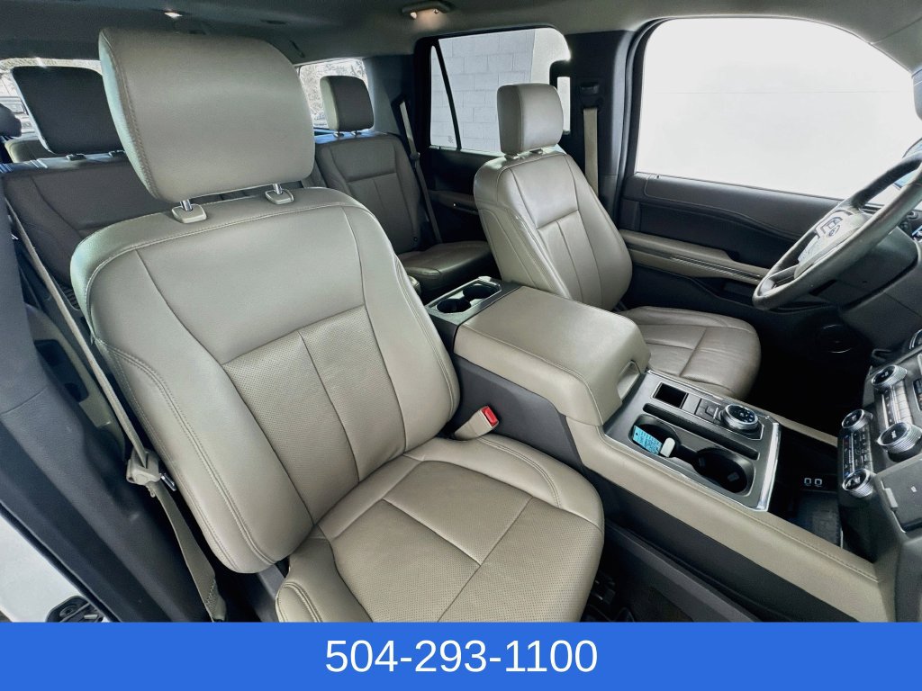 Used 2019 Ford Expedition XLT w/ Equipment Group 202A RWD image 31