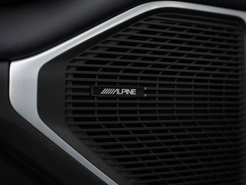 Used 2022 Jeep Wagoneer Series III image 16