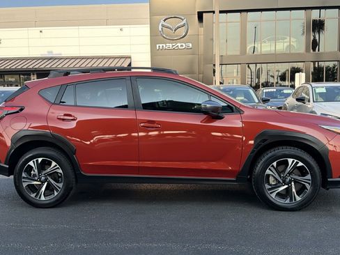 Used 2024 Subaru Crosstrek 2.0i Premium AWD/4WD image 3