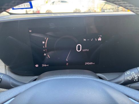 Used 2025 Buick Encore GX Preferred FWD image 39