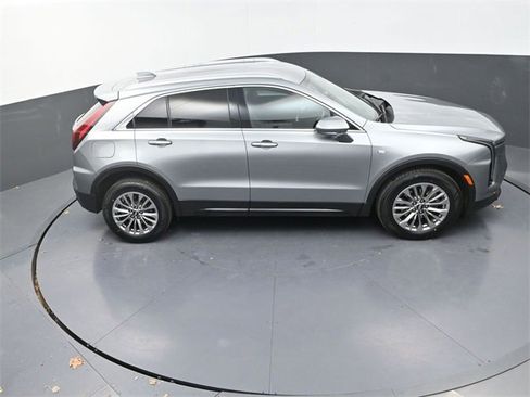 Used 2024 Cadillac XT4 Premium Luxury image 26