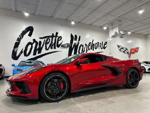 Used 2022 Chevrolet Corvette Stingray Preferred Cpe w/ Z51 Performance Package RWD image 17