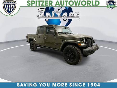 Used 2021 Jeep Gladiator Sport AWD/4WD image 3