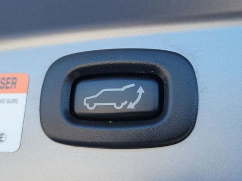 Used 2018 Mitsubishi Outlander SEL image 12