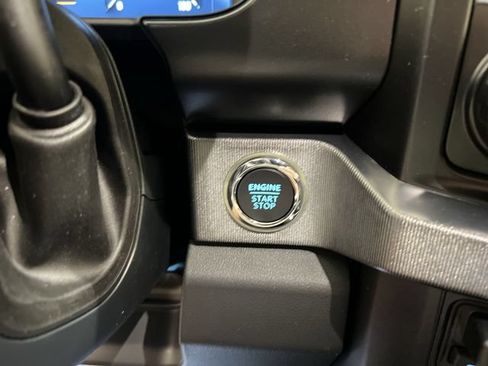 New 2025 Ford F250 Platinum AWD/4WD image 16