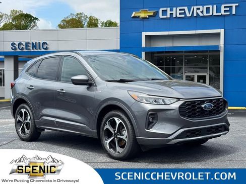 Used 2023 Ford Escape ST-Line Select w/ Tech Pack #2 AWD/4WD image 1