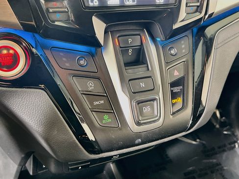 Used 2023 Honda Odyssey Touring image 17