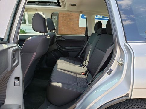Used 2018 Subaru Forester 2.5i Premium w/ Popular Package #2A AWD/4WD image 11