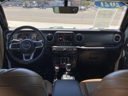 Used 2021 Jeep Wrangler Unlimited Rubicon AWD/4WD image 6