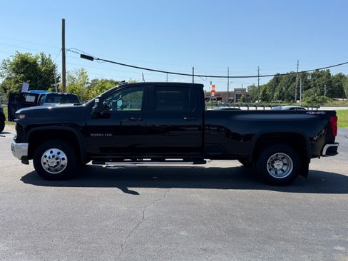 Used 2025 Chevrolet Silverado 3500 LT w/ Safety Package AWD/4WD image 5