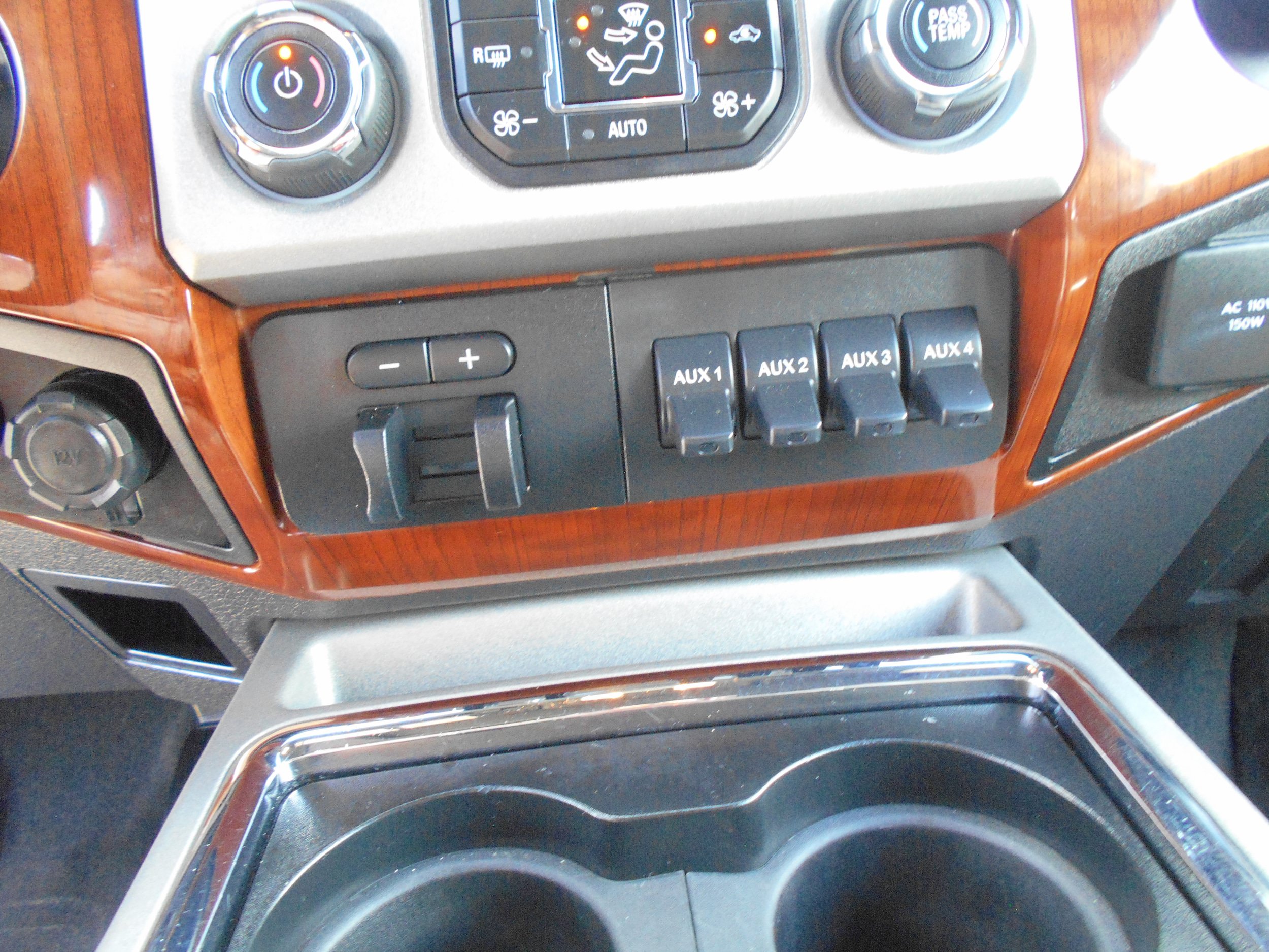 Used 2016 Ford F350 King Ranch AWD/4WD image 5