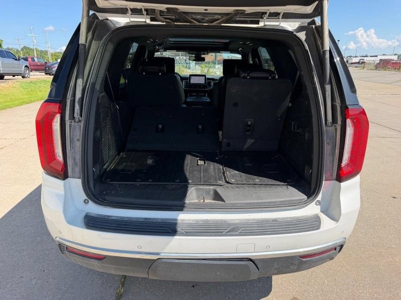 Used 2021 GMC Yukon SLT w/ SLT Luxury Plus Package AWD/4WD image 5