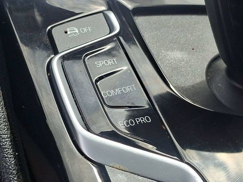 Used 2019 BMW 530i xDrive w/ Convenience Package AWD/4WD image 25