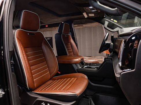 Used 2024 GMC Sierra 2500 Denali Ultimate image 27