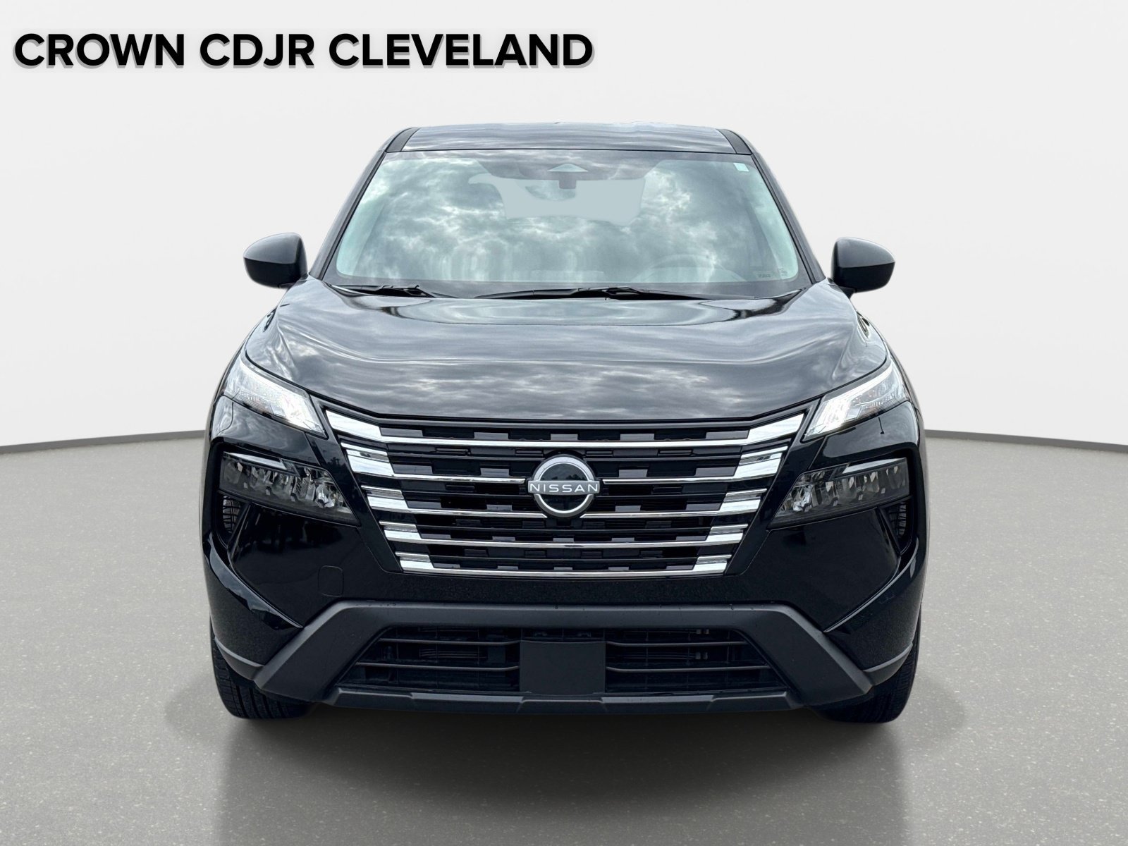 Used 2026 Nissan Rogue S FWD image 9