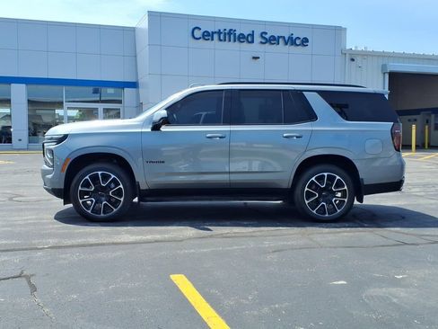 Used 2025 Chevrolet Tahoe RST w/ Sun And Tow Package AWD/4WD image 4