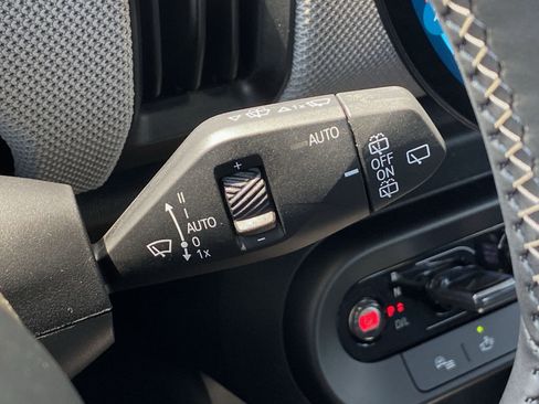 Used 2025 MINI Cooper S image 46