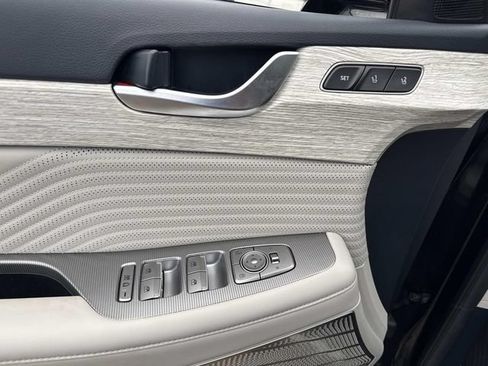 Used 2024 Hyundai Palisade Calligraphy FWD image 22