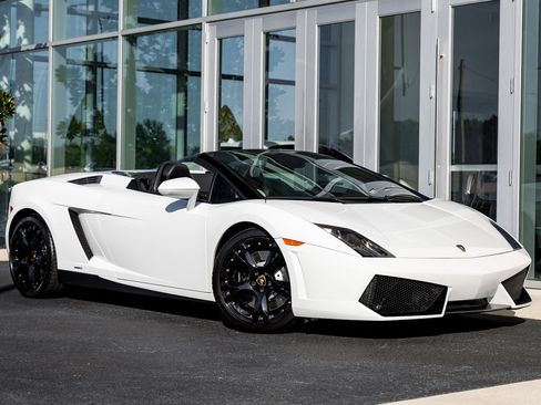 Used 2014 Lamborghini Gallardo LP 550-2 image 38
