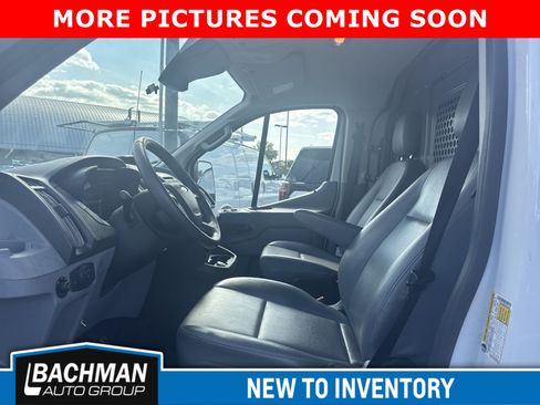 Used 2019 Ford Transit 150 130 Low Roof RWD image 8