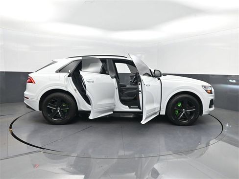 Used 2019 Audi Q8 Premium w/ Convenience Package image 41