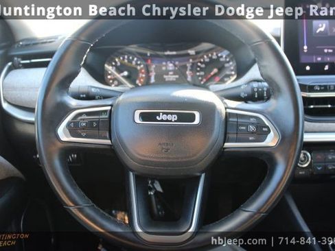 Used 2022 Jeep Compass Latitude image 15