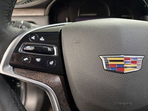 Used 2018 Cadillac XTS Luxury image 30