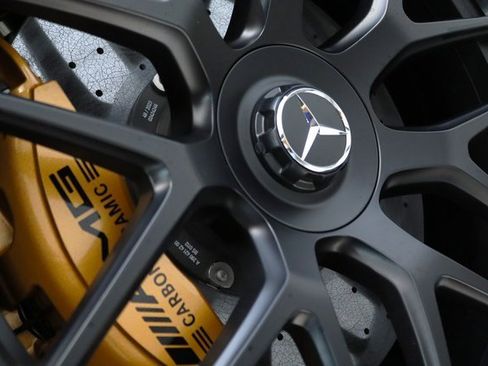 Used 2024 Mercedes-Benz AMG GT 63 S w/ AMG Aerodynamics Package image 13