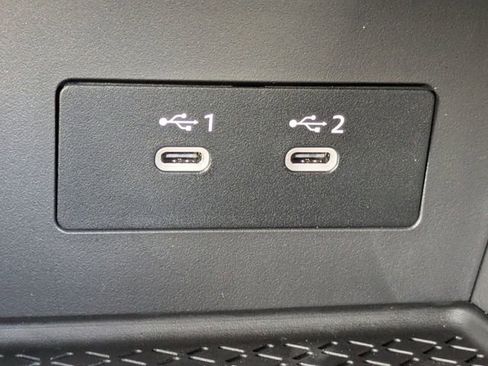 New 2026 Nissan Pathfinder SL image 25