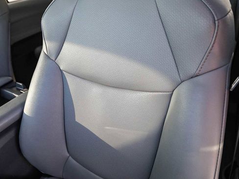 Used 2023 Toyota Sienna XLE image 25